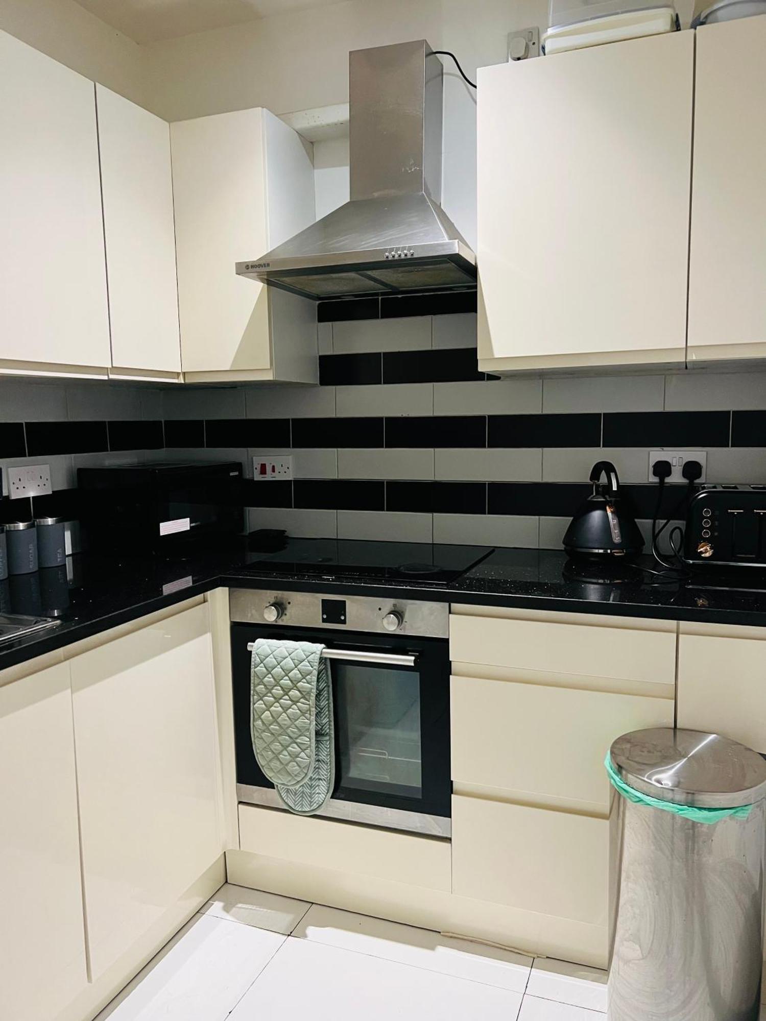 "Spacious Family, Friendly" 1 Bedroom In Kings Cross, St Pancras!!!118A Лондон Экстерьер фото